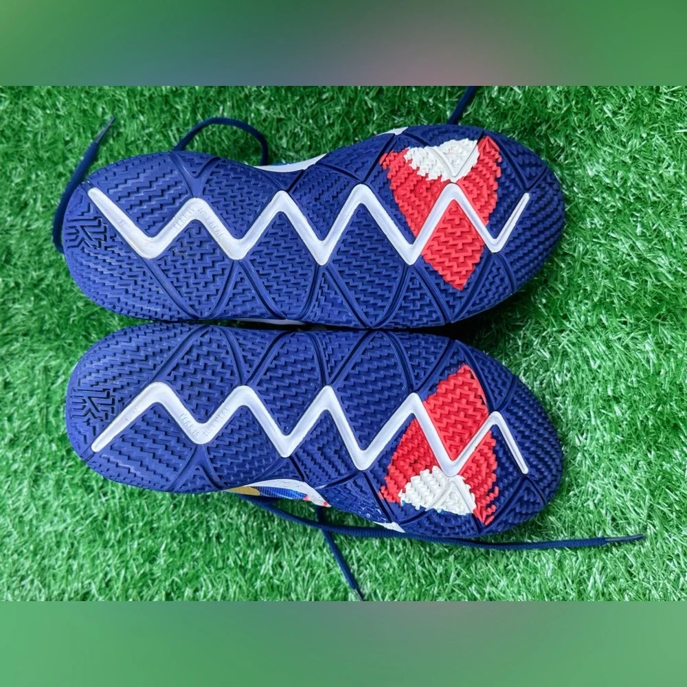 NIKE KYBRID S2 HYBRID YOUTH SIZE‎ 6.0 4TH OF JULY 